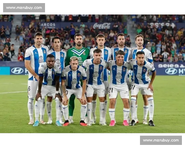 足球比赛全场攻防博弈与战术较量精彩回顾解析深度剖析与关键瞬间盘点 - 副本 (3) - 副本 - 副本